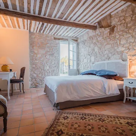 Bastide Saint-didier Bed & Breakfast