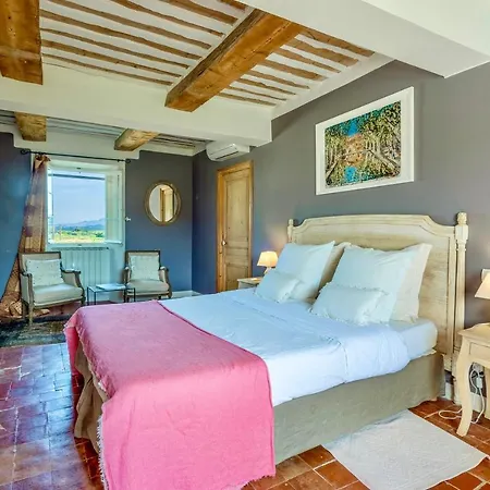 Bed & Breakfast Bastide Saint-didier 5*