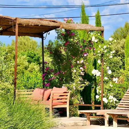 Bed & Breakfast Bastide Saint-didier Saint Didier (Vaucluse)